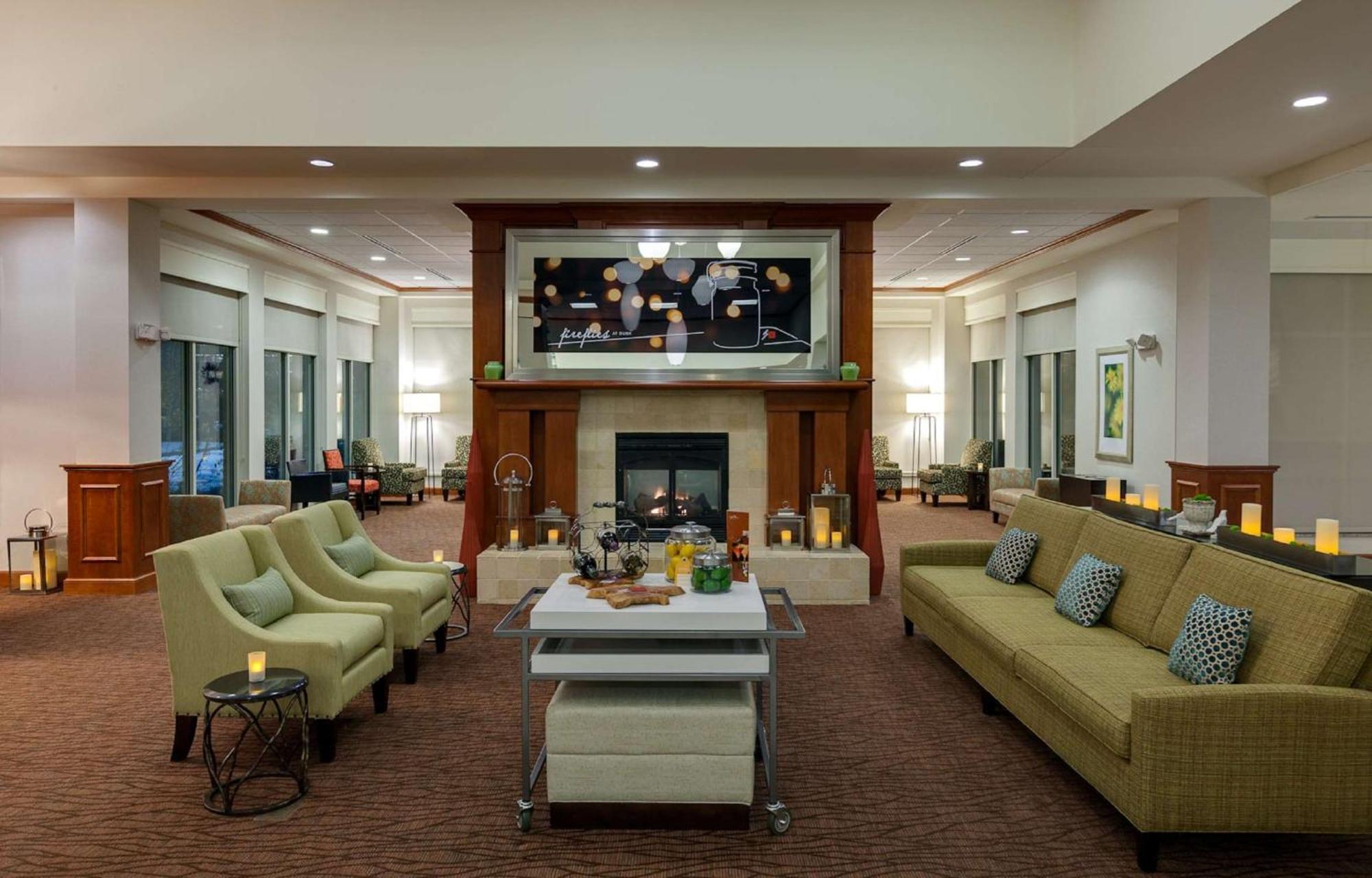 Hilton Garden Inn Lake Forest Mettawa Extérieur photo