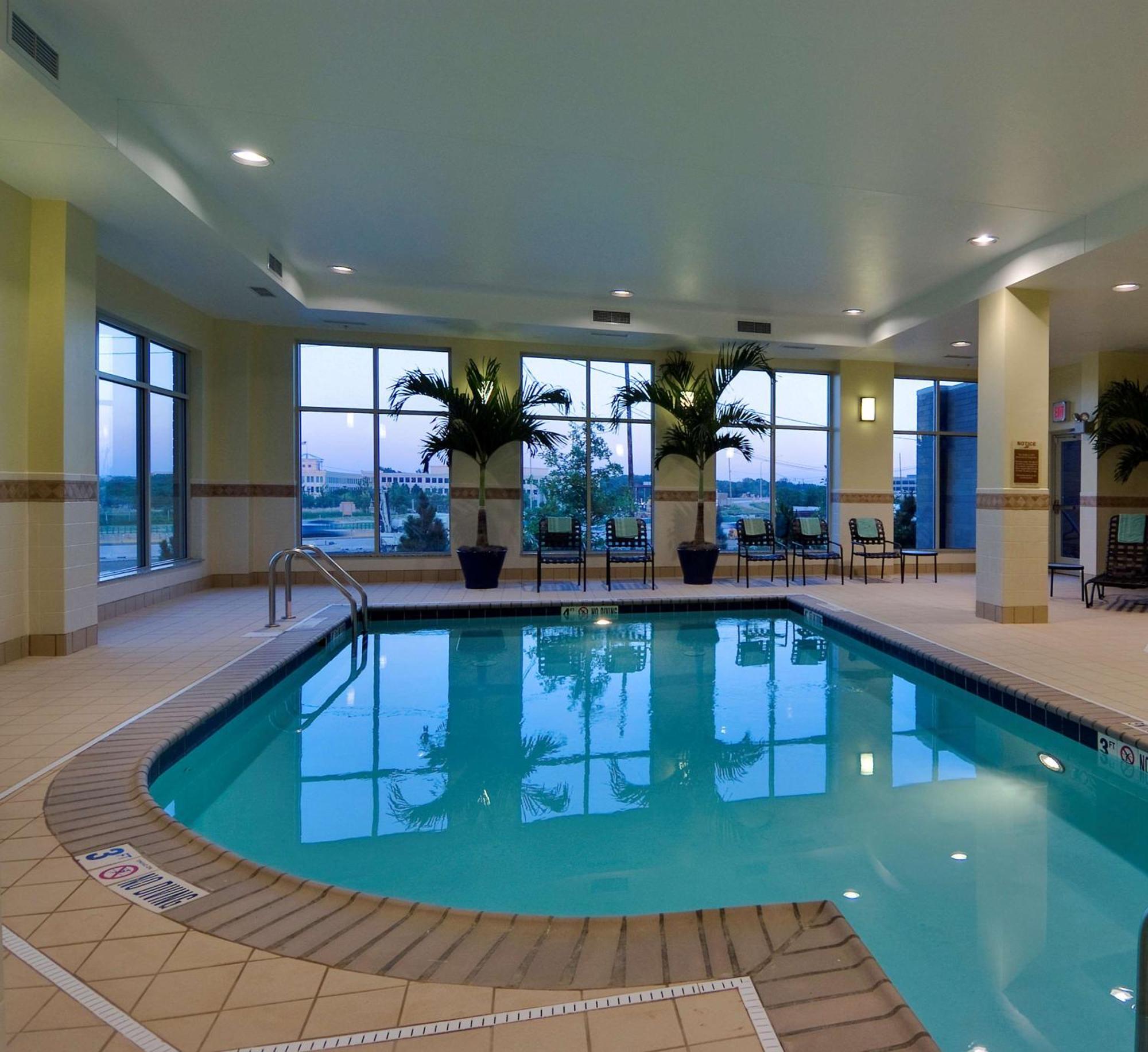 Hilton Garden Inn Lake Forest Mettawa Extérieur photo