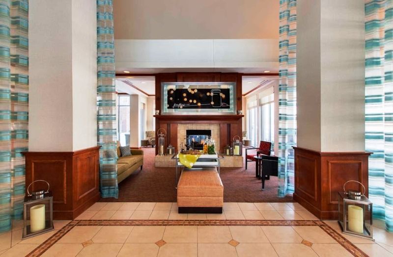 Hilton Garden Inn Lake Forest Mettawa Extérieur photo